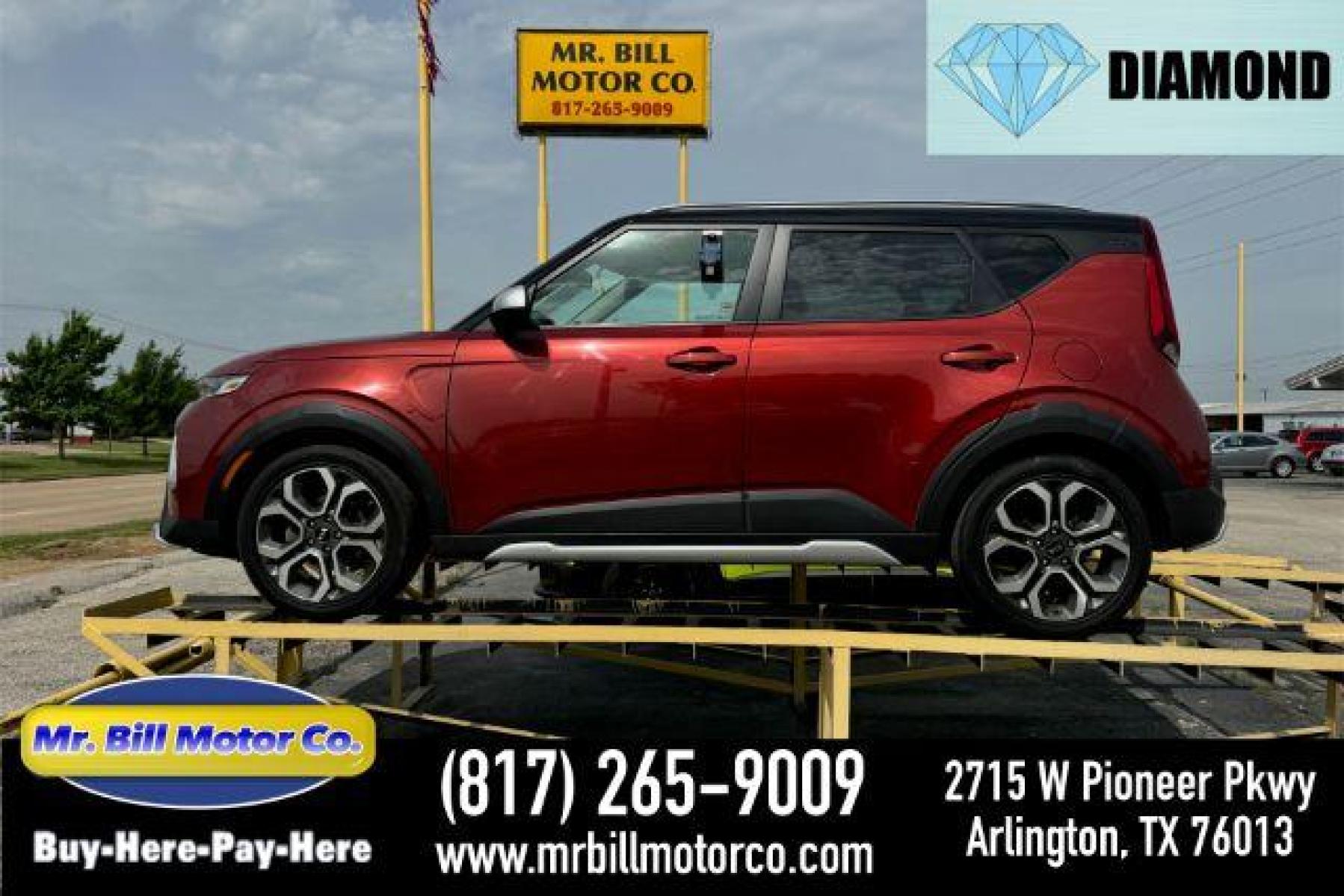2021 MAROON Kia Soul X-Line (KNDJ23AU1M7) with an 2.0L L4 DOHC 16V engine, Continuously Variable Transmission transmission, located at 2715 W Pioneer Pkwy, Arlington, TX, 76013, (817) 265-9009, 32.710262, -97.153236 - Photo #0